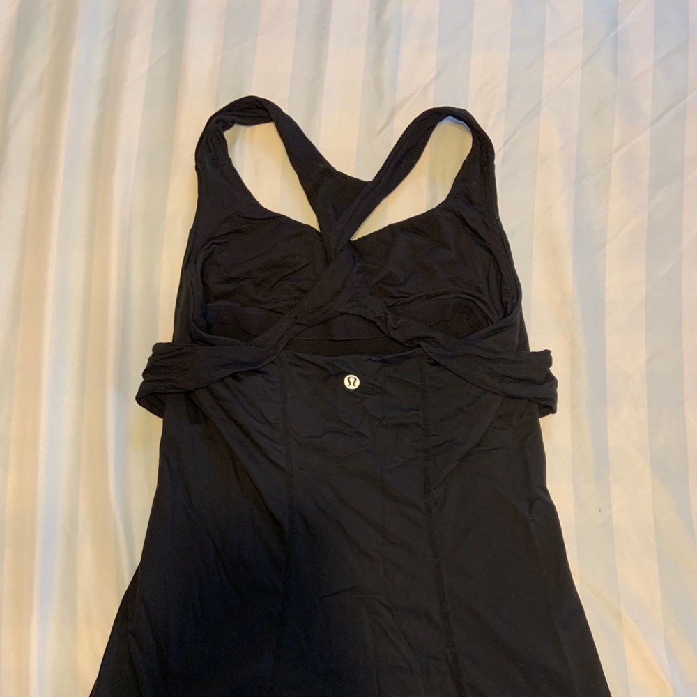 Lululemon black yoga top!